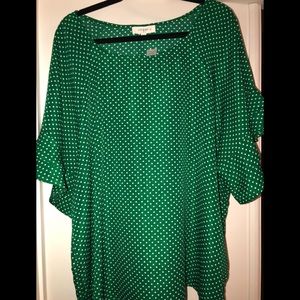 Umgee green polka dot top NWT 2XL
